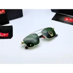 Rayban RB3715M Classic Green Sunglass Closure View
